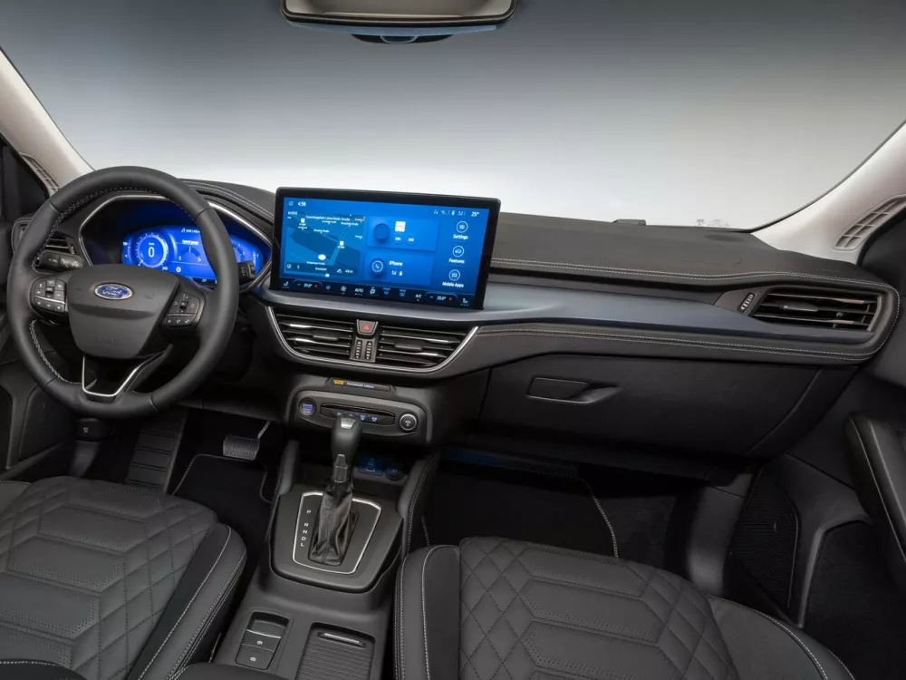 Автомобиль Ford Focus IV Рестайлинг Универсал (5 дверей) Active