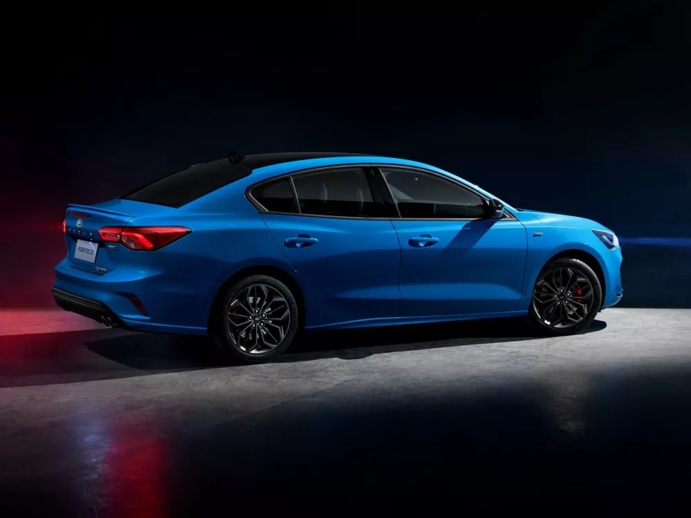 Автомобиль Ford Focus IV Рестайлинг Седан