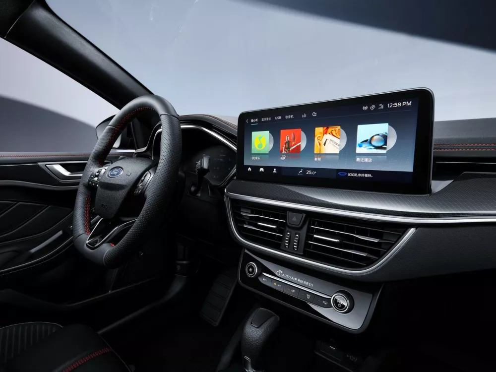 Автомобиль Ford Focus IV Рестайлинг Седан