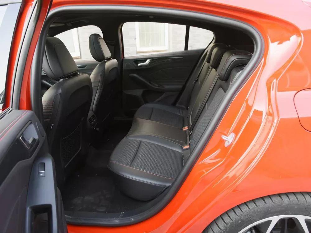 Автомобиль Ford Focus IV Рестайлинг (China Market) Хэтчбек (5 дверей)