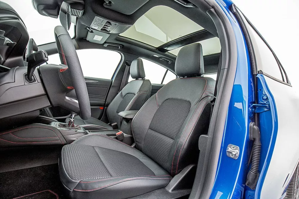 Автомобиль Ford Focus IV Хэтчбек (5 дверей)