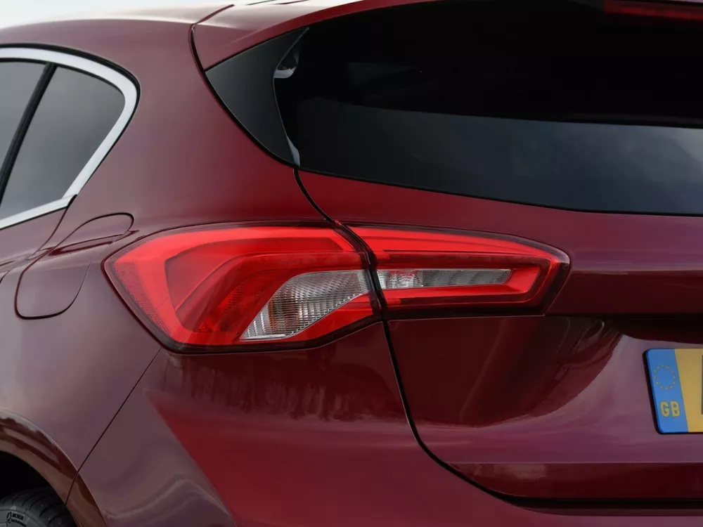 Автомобиль Ford Focus IV Хэтчбек (5 дверей)