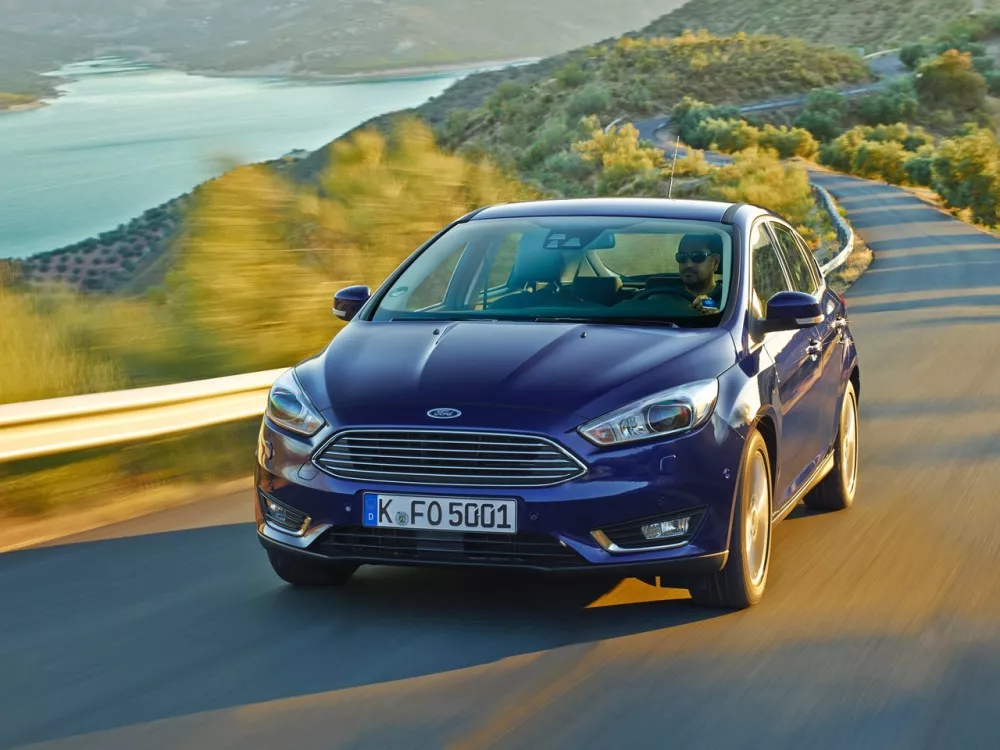 Автомобиль Ford Focus III Рестайлинг Хэтчбек (5 дверей)