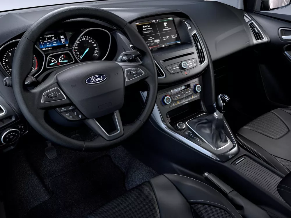 Автомобиль Ford Focus III Рестайлинг Хэтчбек (5 дверей)