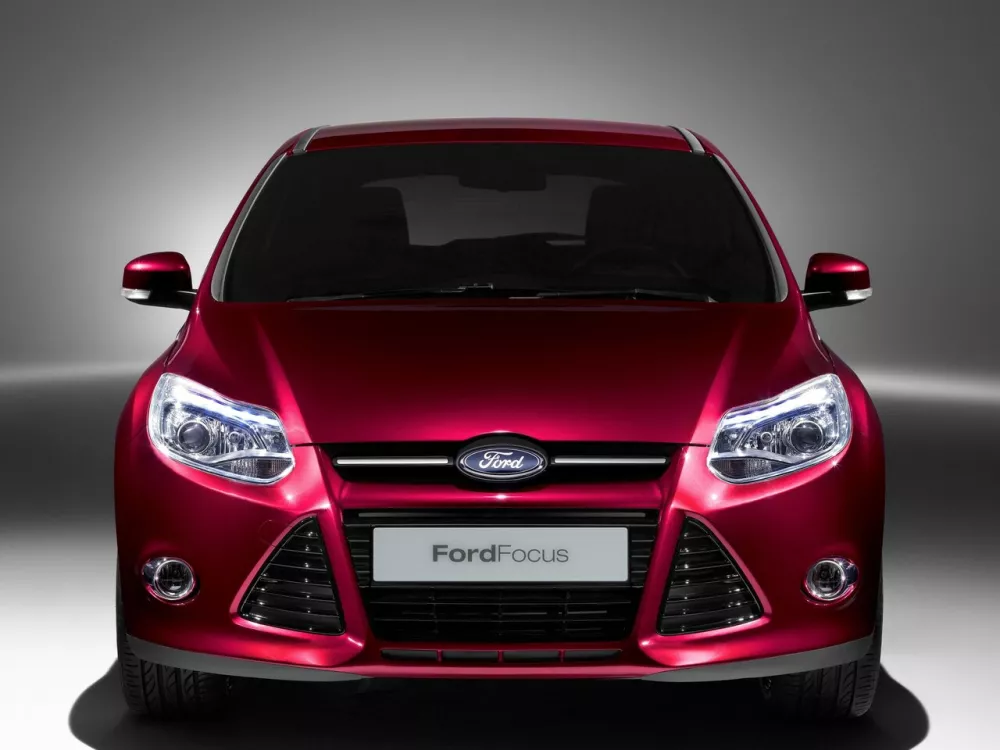 Автомобиль Ford Focus III Хэтчбек (5 дверей)