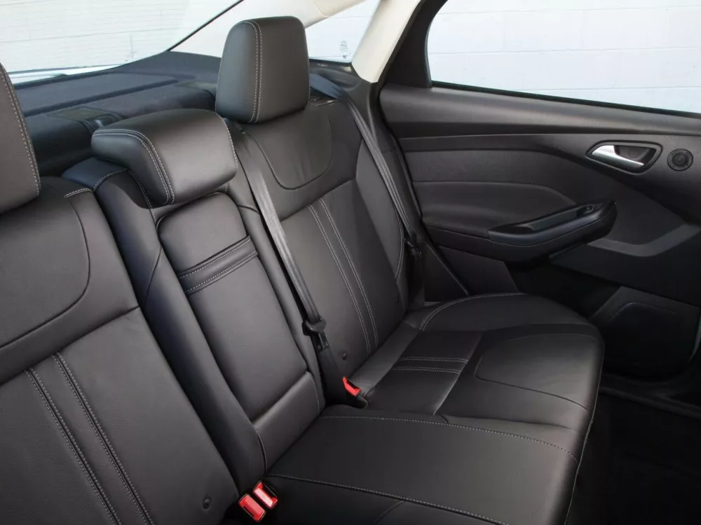 Автомобиль Ford Focus III Хэтчбек (5 дверей)