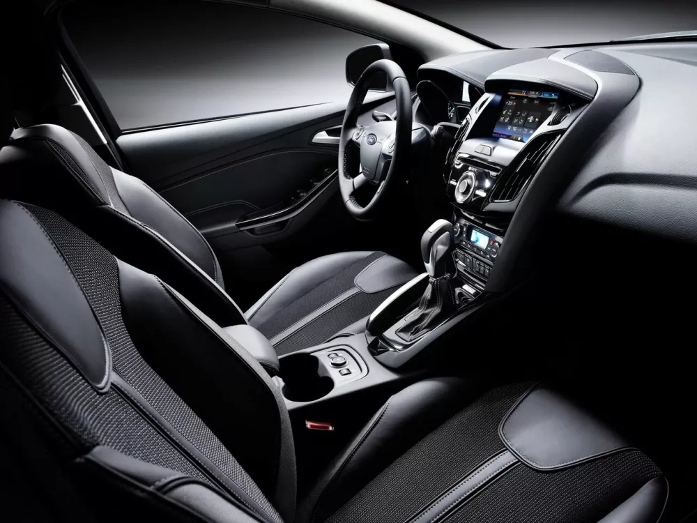 Автомобиль Ford Focus III Хэтчбек (5 дверей)