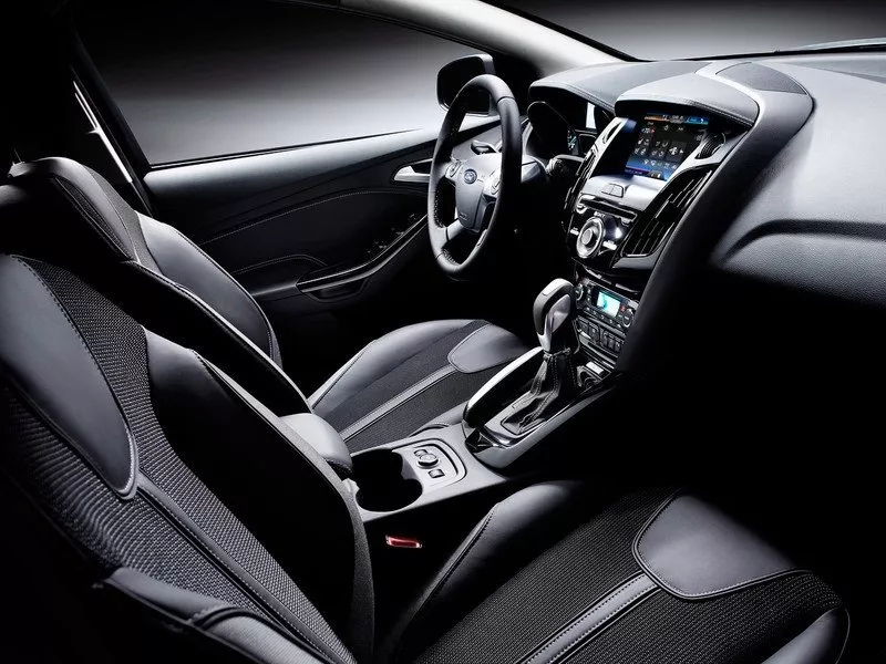 Автомобиль Ford Focus III Седан