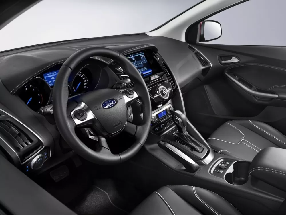 Автомобиль Ford Focus III Универсал (5 дверей)