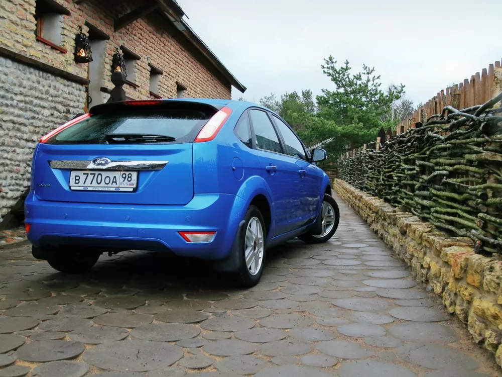 Автомобиль Ford Focus II Рестайлинг Хэтчбек (5 дверей)