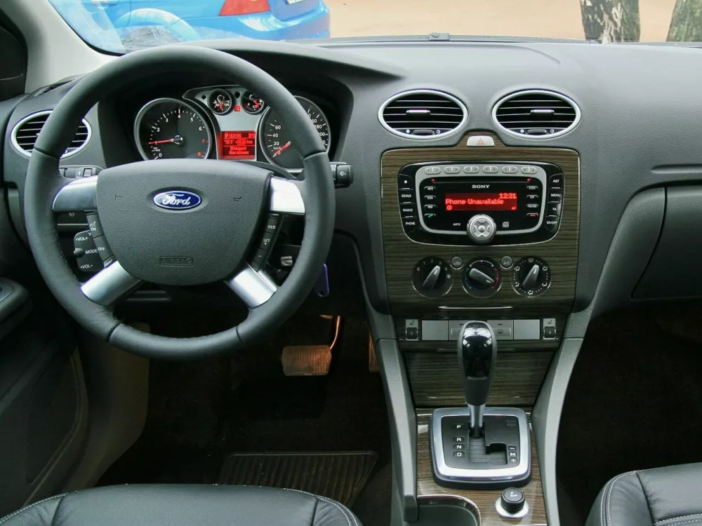 Автомобиль Ford Focus II Рестайлинг Хэтчбек (5 дверей)
