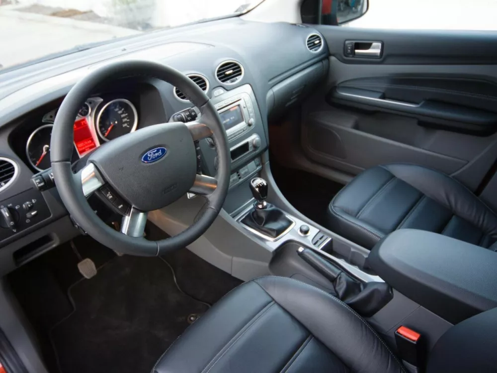 Автомобиль Ford Focus II Рестайлинг Универсал (5 дверей)