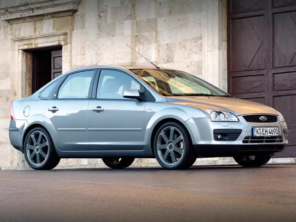 Автомобиль Ford Focus II Седан