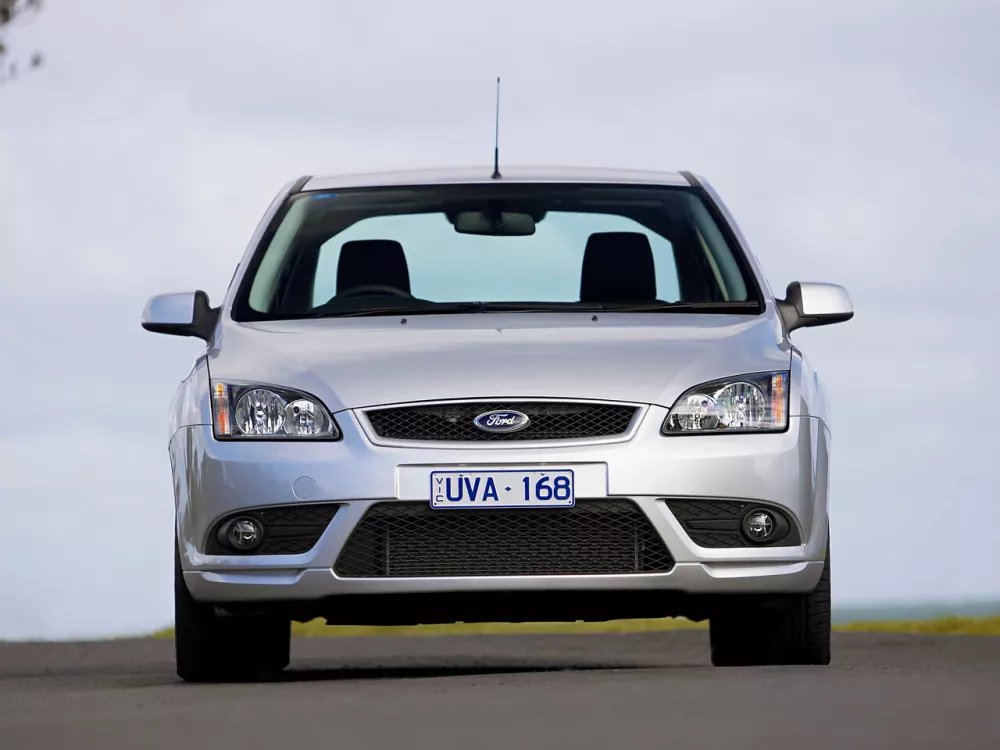 Автомобиль Ford Focus II Седан