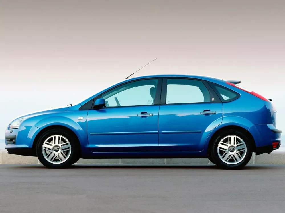 Автомобиль Ford Focus II Хэтчбек (5 дверей)