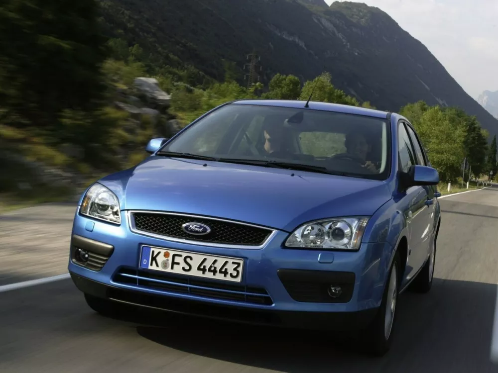 Автомобиль Ford Focus II Хэтчбек (5 дверей)