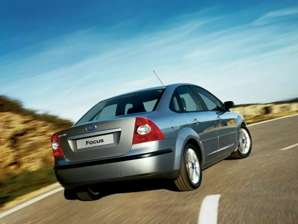 Автомобиль Ford Focus II Седан