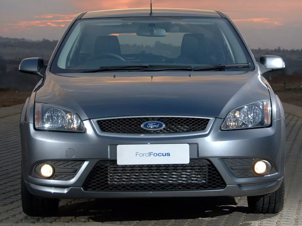 Автомобиль Ford Focus II Хэтчбек (3 двери)