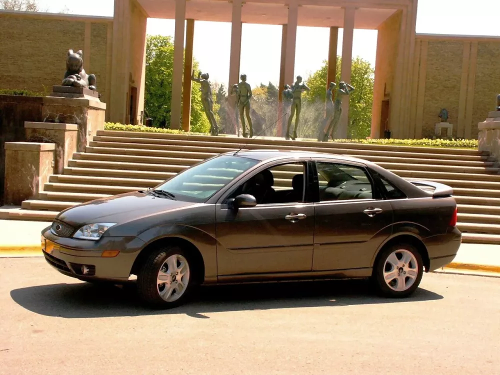 Автомобиль Ford Focus I Рестайлинг (North America) Седан