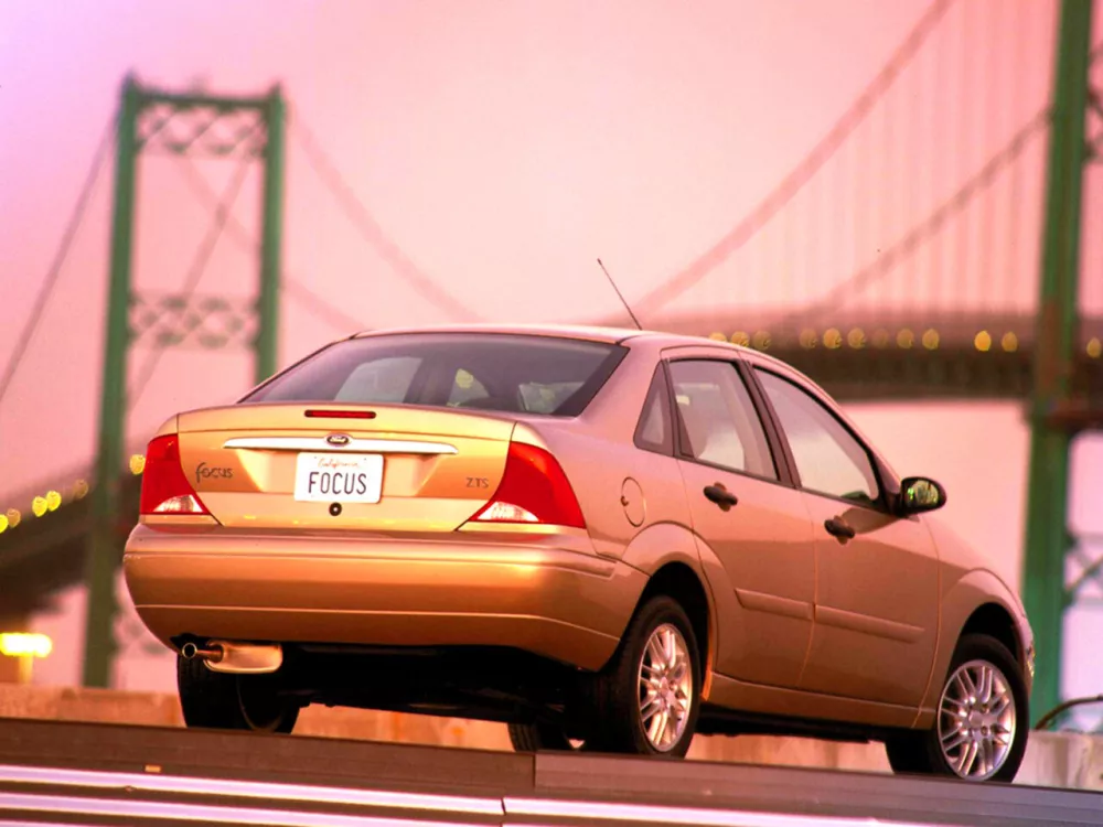 Автомобиль Ford Focus I Рестайлинг Седан