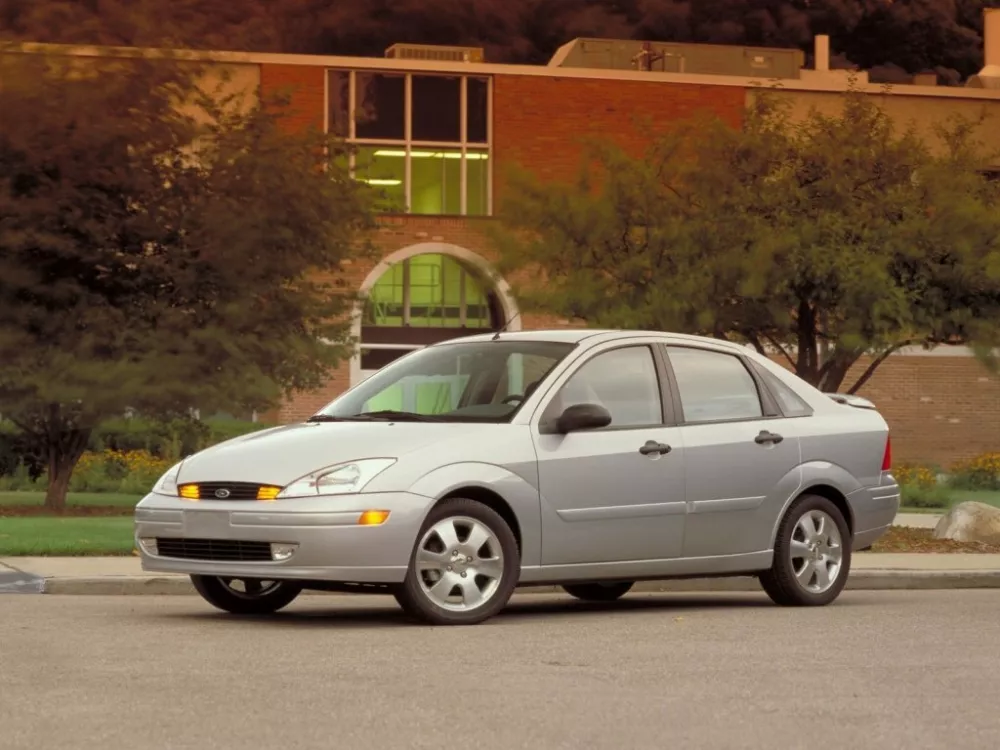 Автомобиль Ford Focus I (North America) Седан
