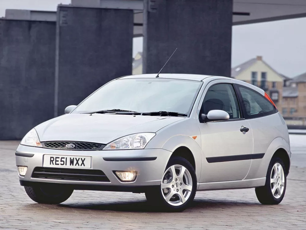 Автомобиль Ford Focus I Рестайлинг Хэтчбек (3 двери)