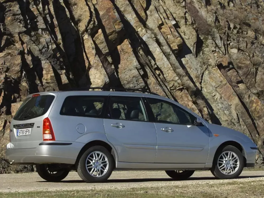 Автомобиль Ford Focus I Рестайлинг Универсал (5 дверей)