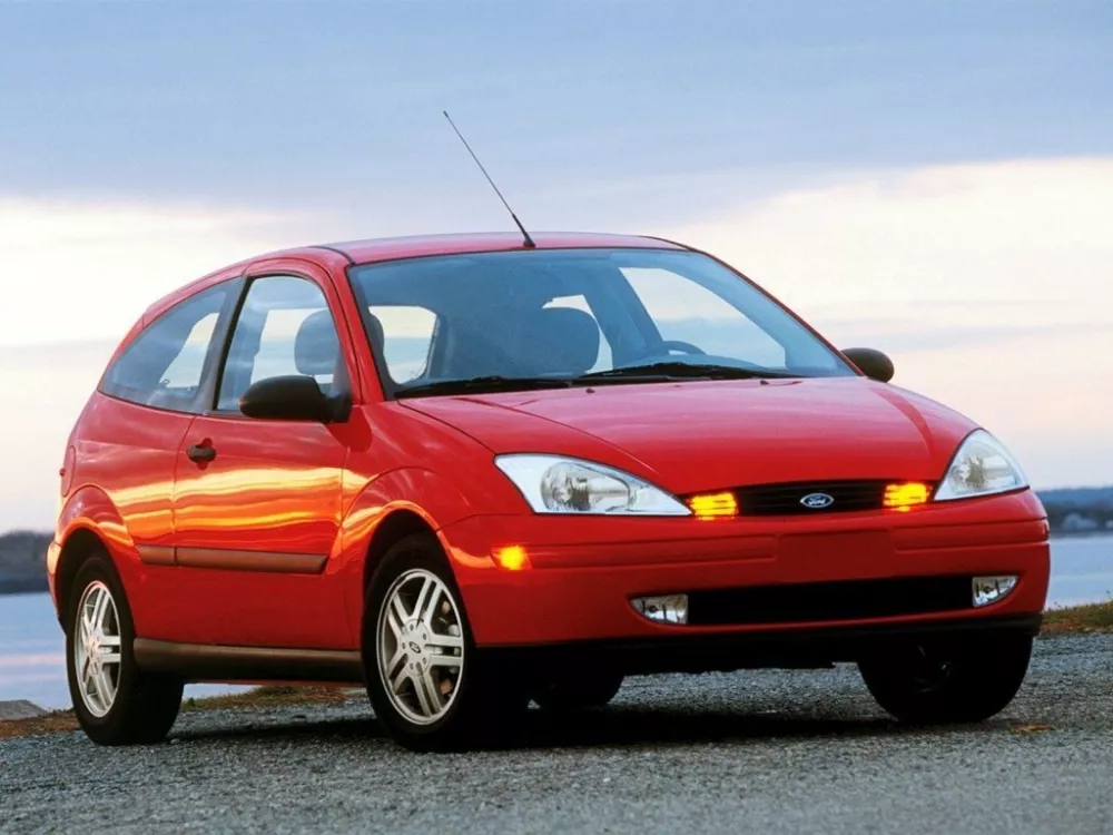 Автомобиль Ford Focus I (North America) Хэтчбек (3 двери)