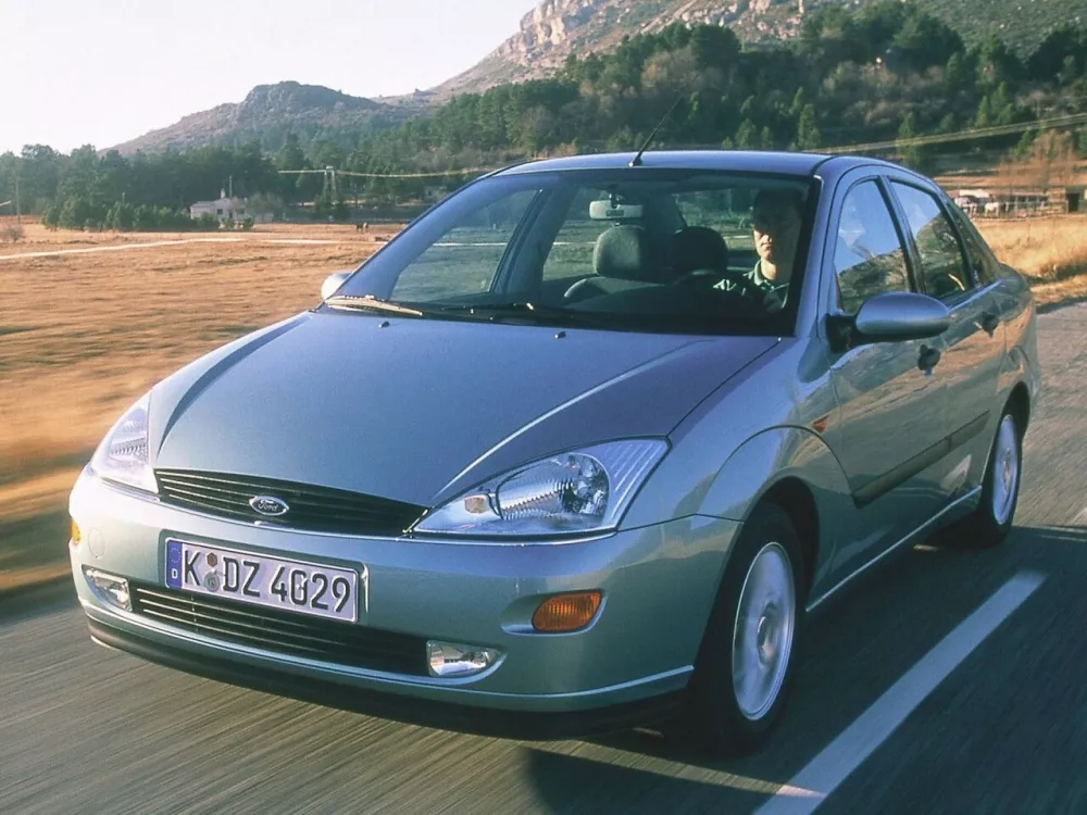 Автомобиль Ford Focus I Седан
