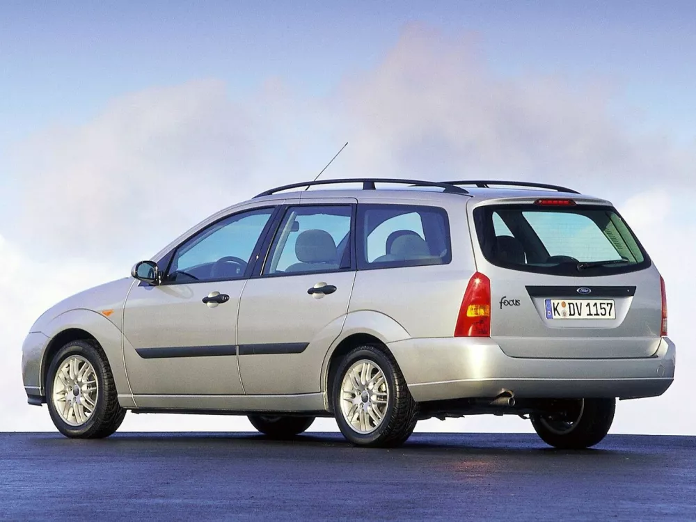 Автомобиль Ford Focus I Универсал (5 дверей)