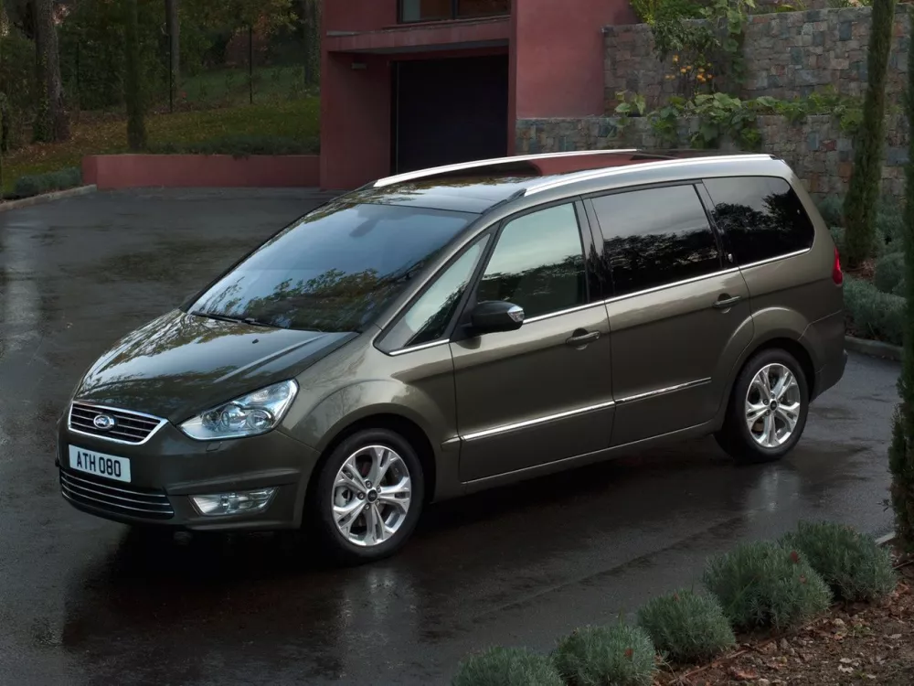 Автомобиль Ford Galaxy II Рестайлинг Минивэн