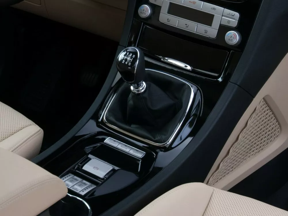 Автомобиль Ford Galaxy II Рестайлинг Минивэн