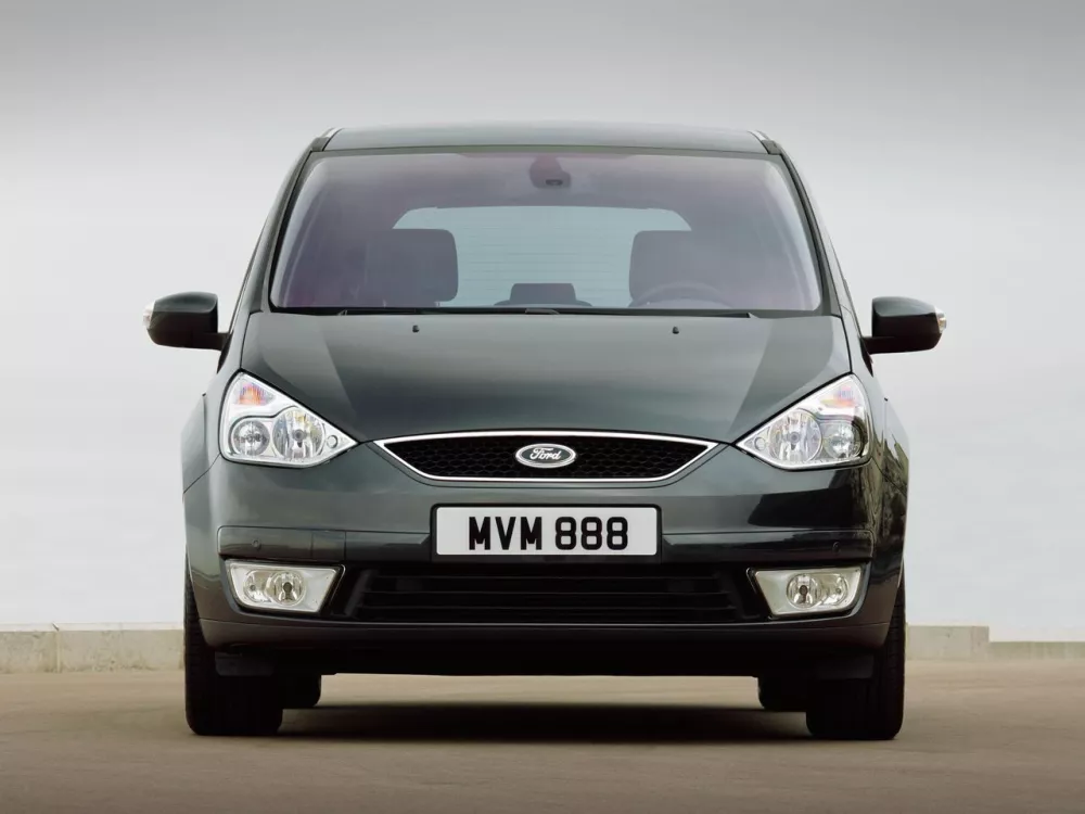 Автомобиль Ford Galaxy II Минивэн