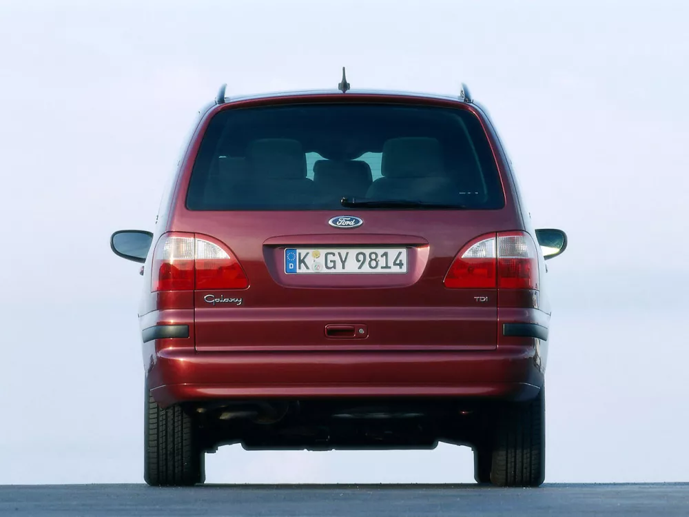 Автомобиль Ford Galaxy I Рестайлинг Минивэн