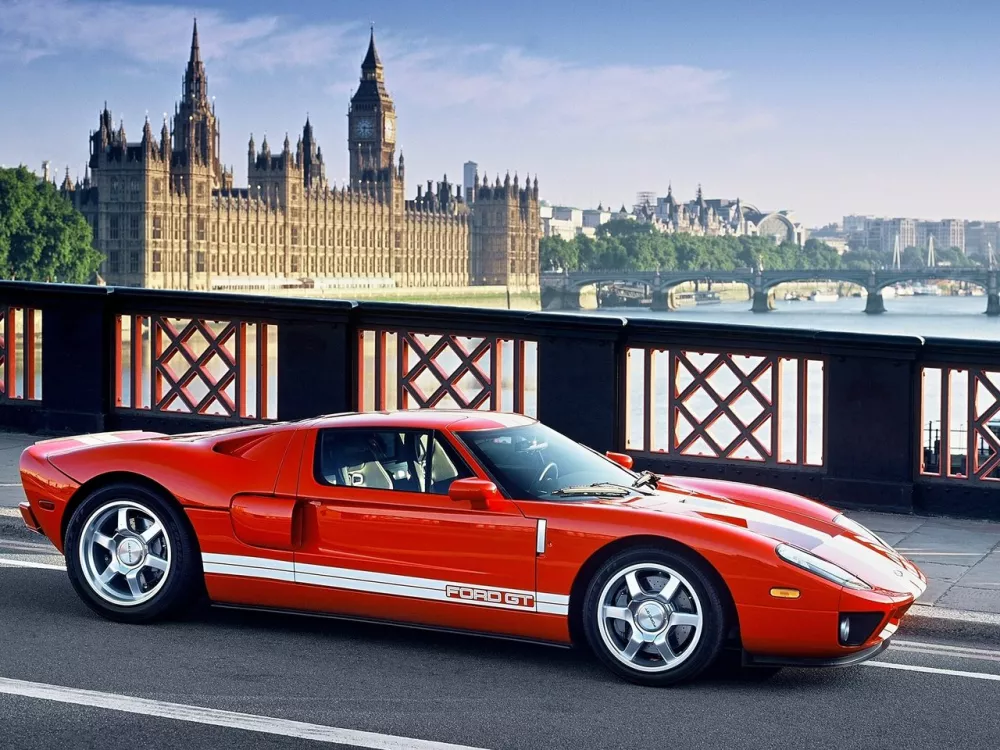 Автомобиль Ford GT I Купе