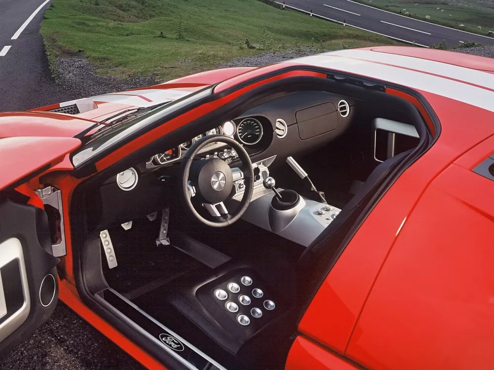 Автомобиль Ford GT I Купе