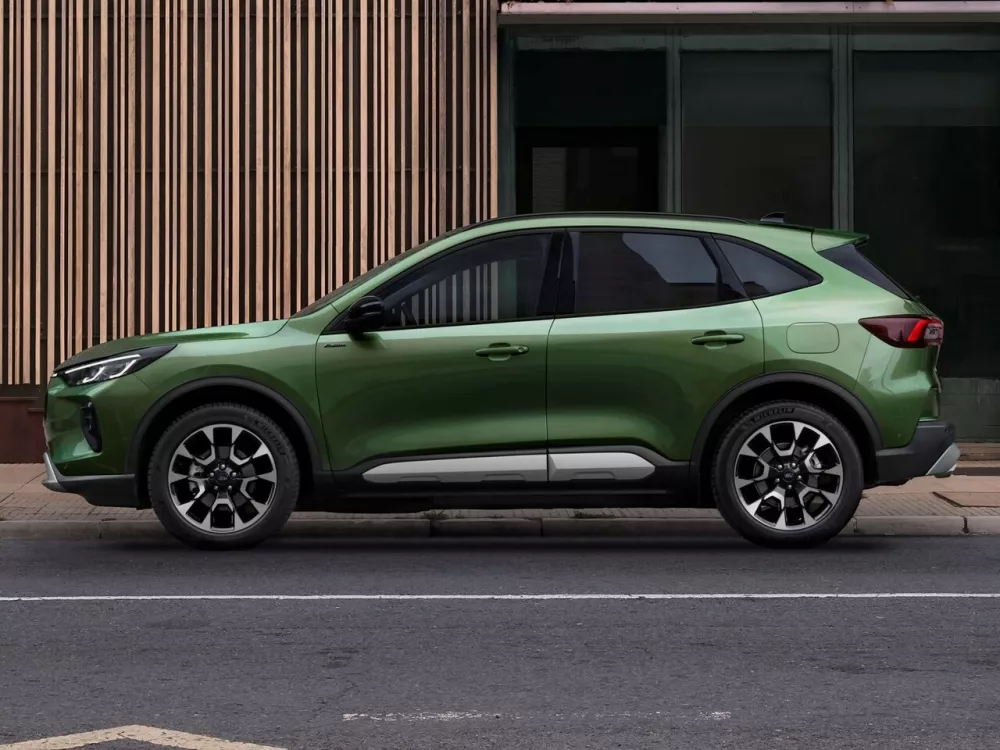 Автомобиль Ford Kuga III Рестайлинг Внедорожник (5 дверей)
