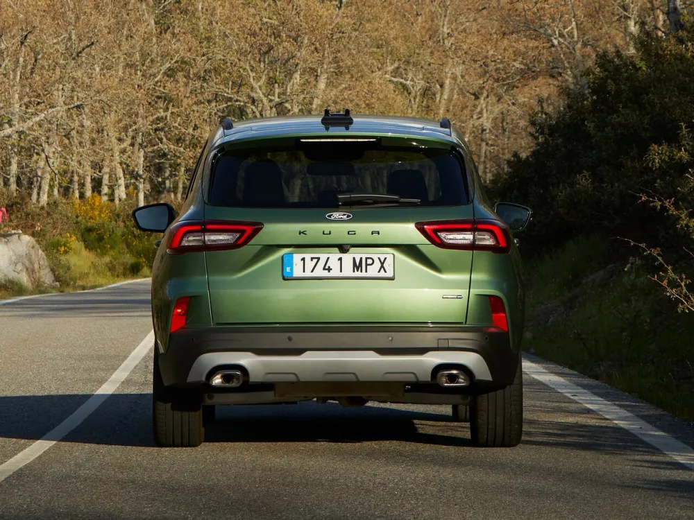 Автомобиль Ford Kuga III Рестайлинг Внедорожник (5 дверей)