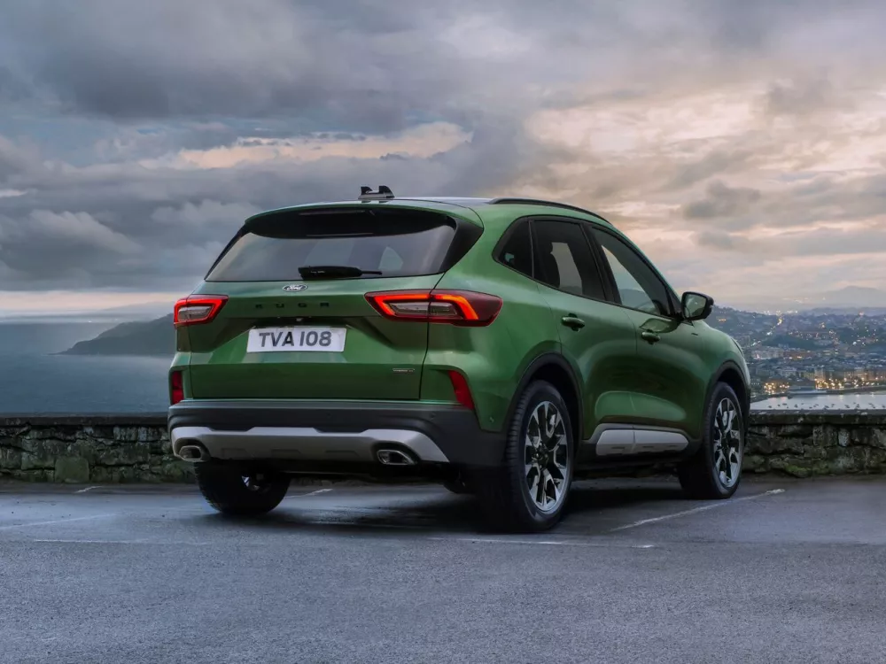 Автомобиль Ford Kuga III Рестайлинг Внедорожник (5 дверей)