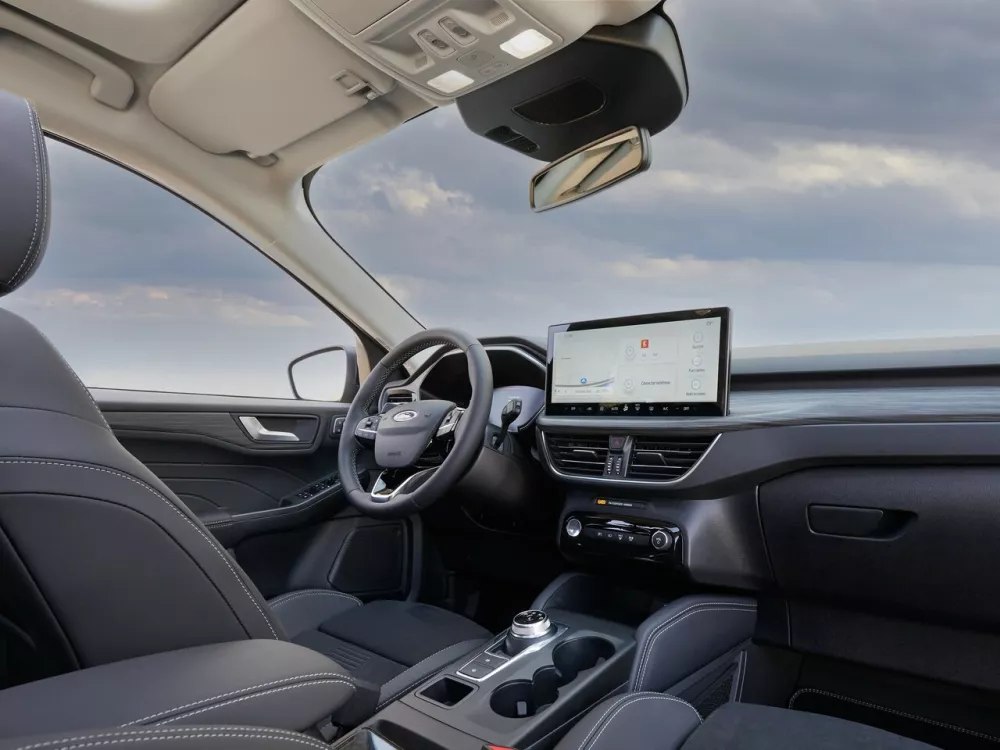 Автомобиль Ford Kuga III Рестайлинг Внедорожник (5 дверей)