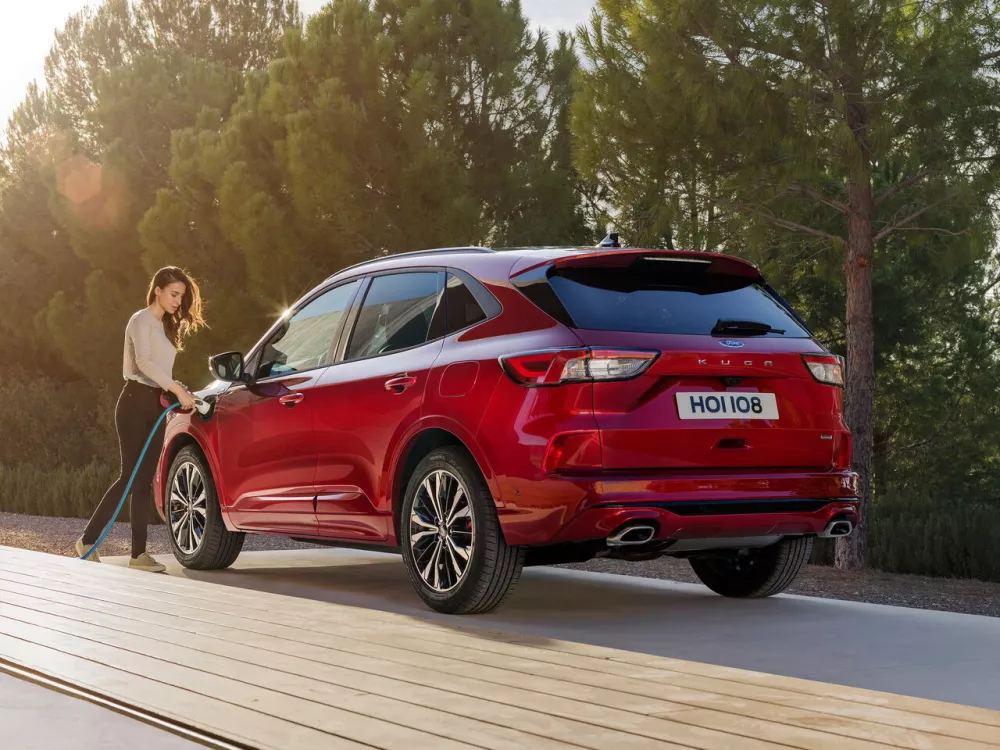 Автомобиль Ford Kuga III Внедорожник (5 дверей)