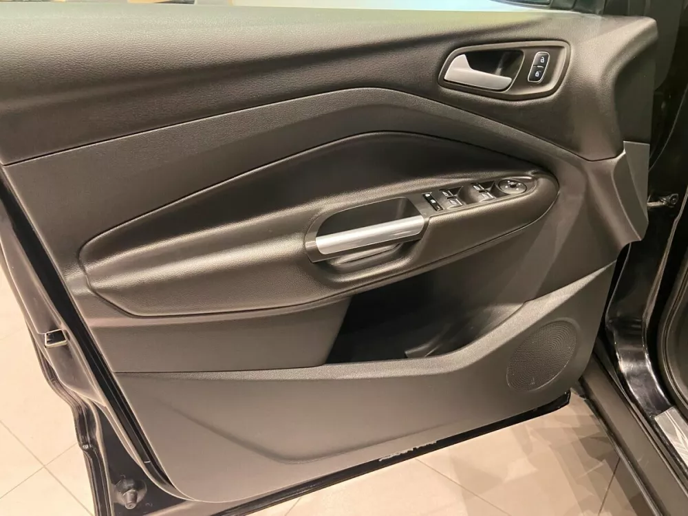Автомобиль Ford Kuga III Внедорожник (5 дверей)