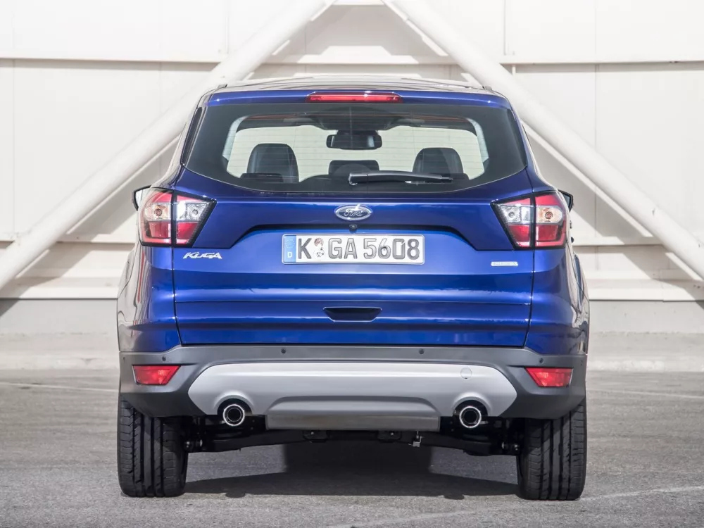 Автомобиль Ford Kuga II Рестайлинг Внедорожник (5 дверей)