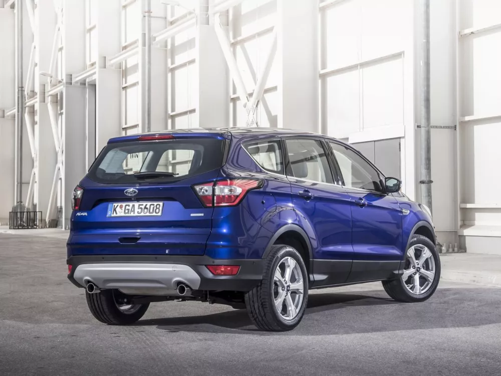 Автомобиль Ford Kuga II Рестайлинг Внедорожник (5 дверей)