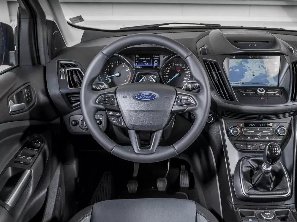 Автомобиль Ford Kuga II Рестайлинг Внедорожник (5 дверей)