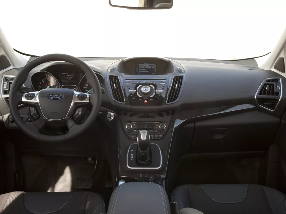 Автомобиль Ford Kuga II Внедорожник (5 дверей)
