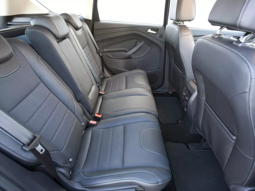 Автомобиль Ford Kuga II Внедорожник (5 дверей)