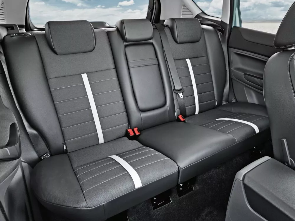 Автомобиль Ford Kuga I Внедорожник (5 дверей)