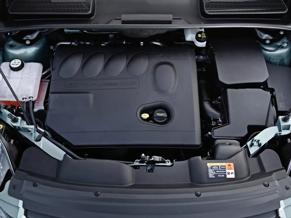 Автомобиль Ford Kuga I Внедорожник (5 дверей)