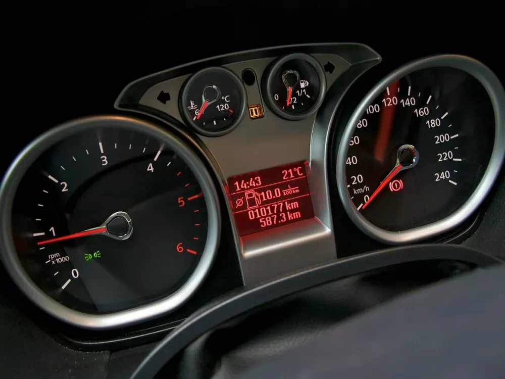 Автомобиль Ford Kuga I Внедорожник (5 дверей)